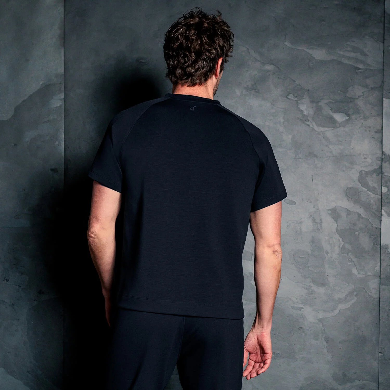 T-shirt — TRAVEL & LOUNGE - Image 5